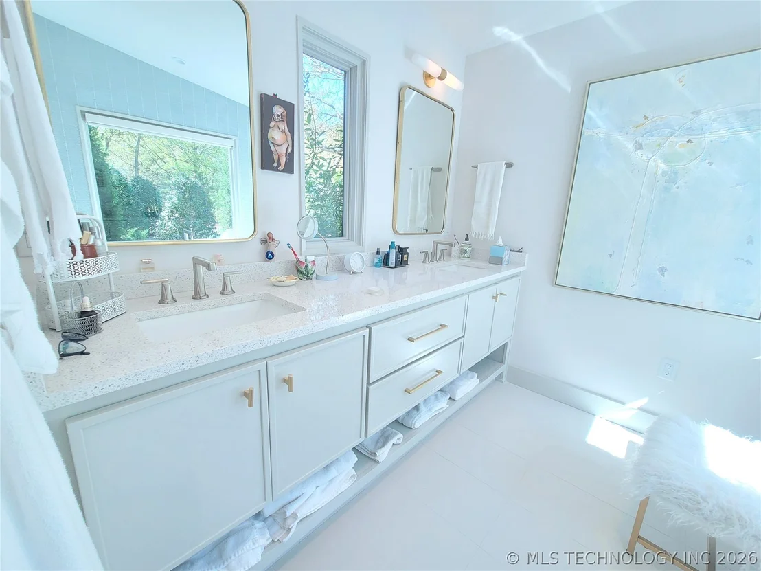 Photo of 132 Meadowview