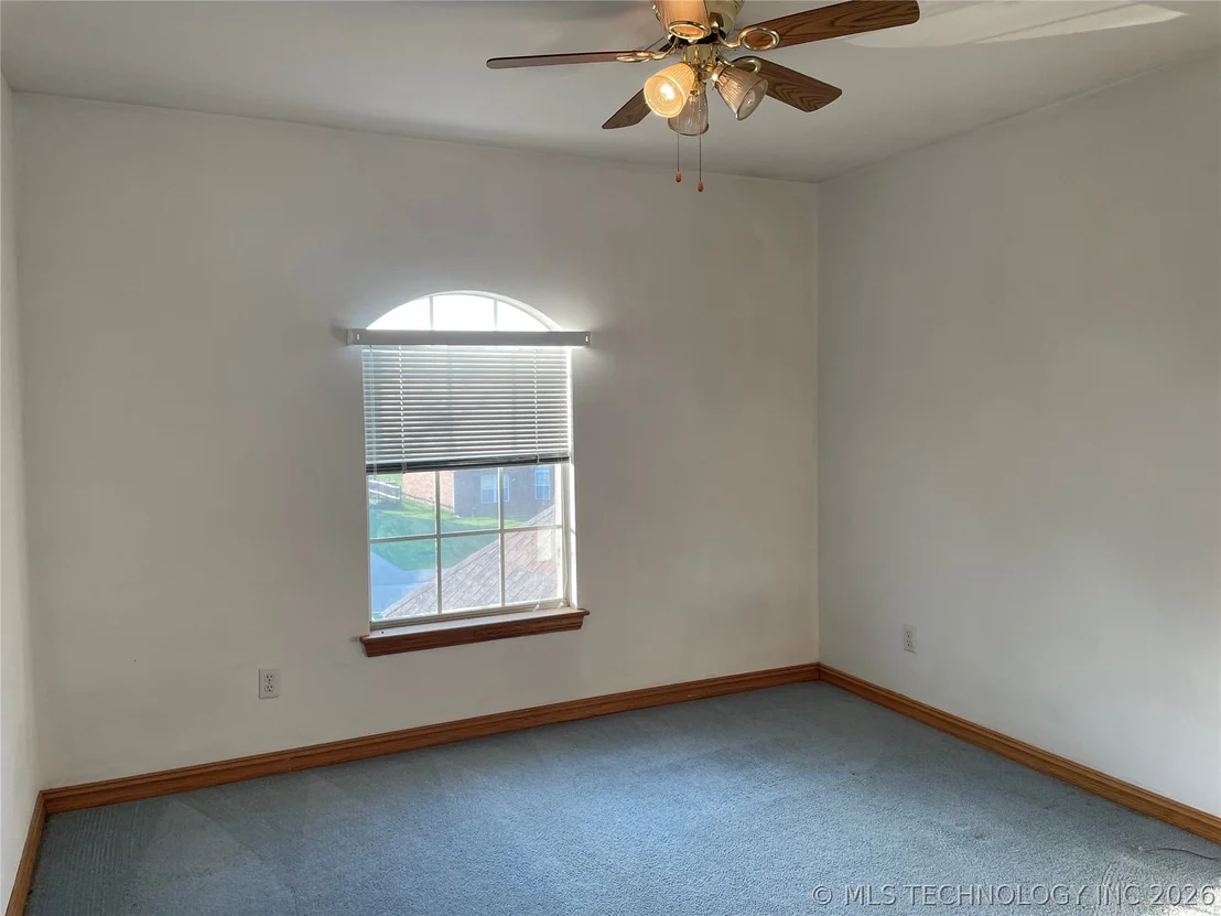 Photo of 3700 Shefield
