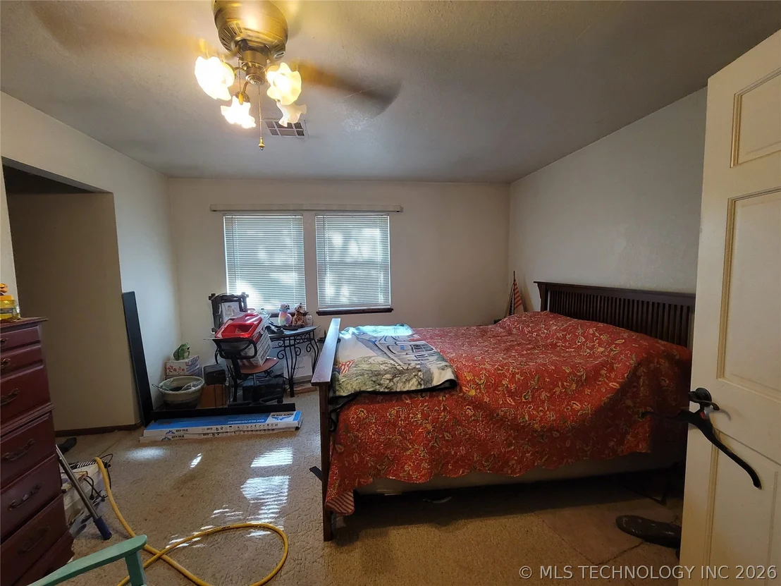 Photo of 416036 La Vista Drive
