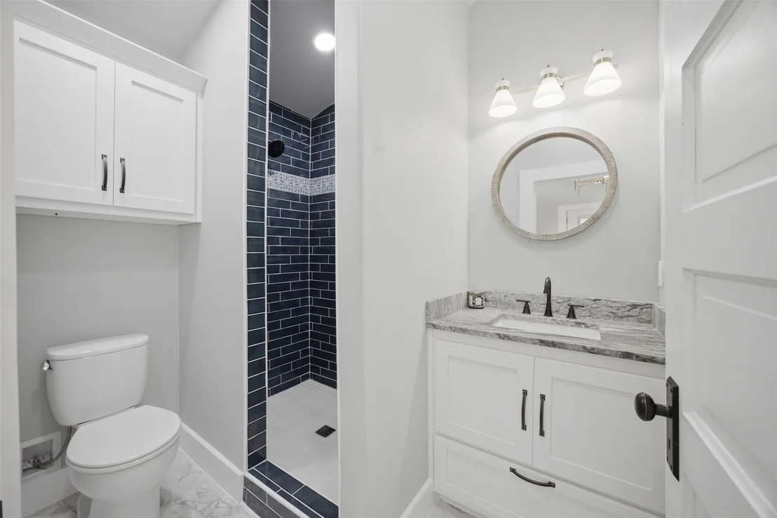 Photo of 206 Broadway Avenue