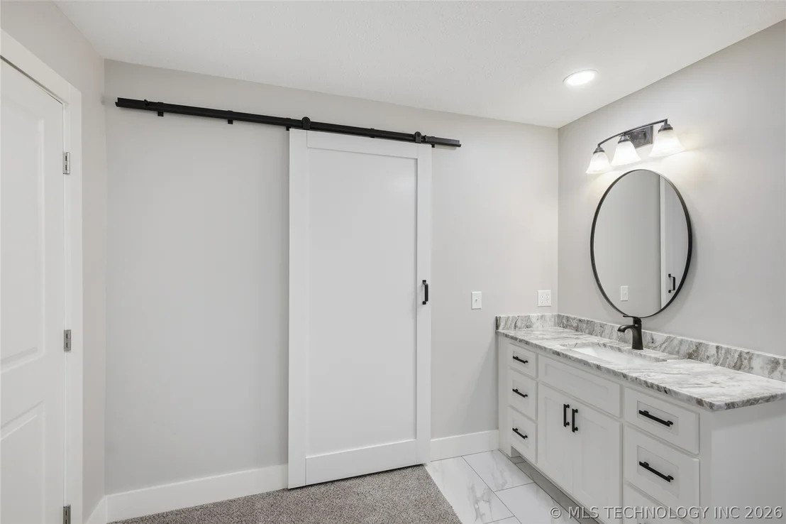 Photo of 501 Warwick Drive