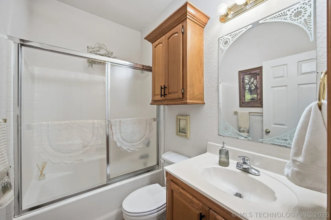 Photo of 2445 Avalon Drive