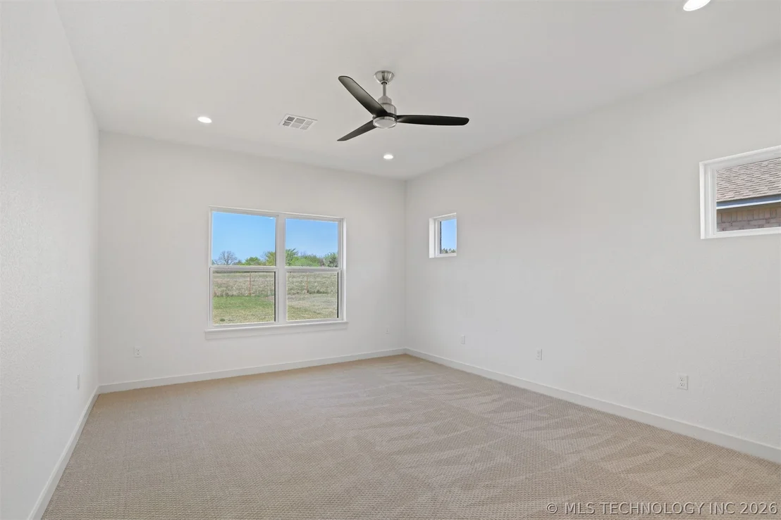 Photo of 849 Springfield Court