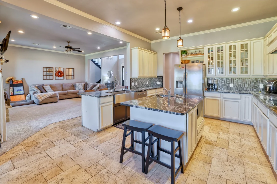 Photo of 905 Summit Ridge