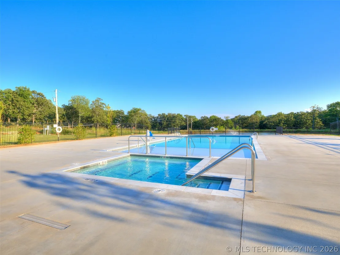 Photo of 27 Pebble Ridge Road