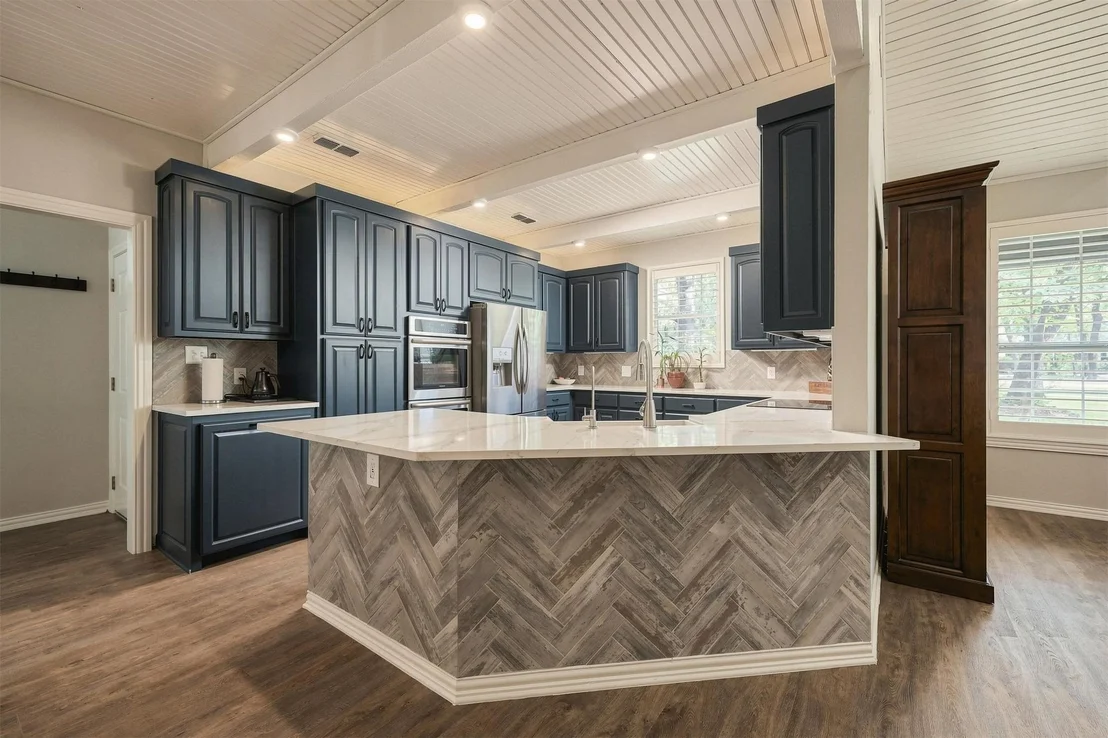 Photo of 205 Thousand Oaks