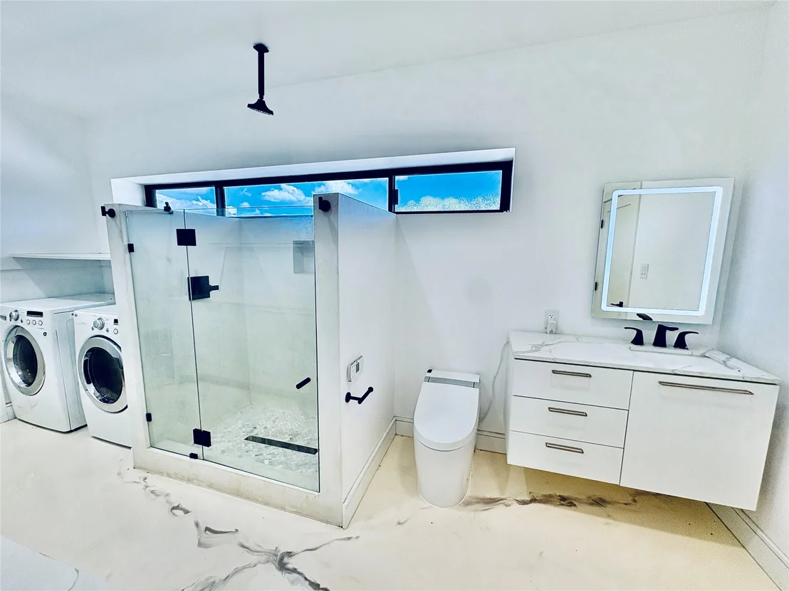 Photo of 546 Mockingbird
