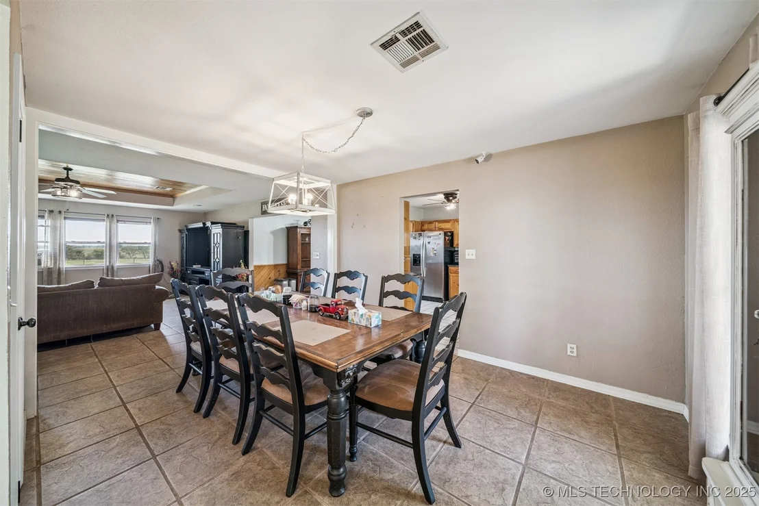 Photo of 109159 S 4210 Road