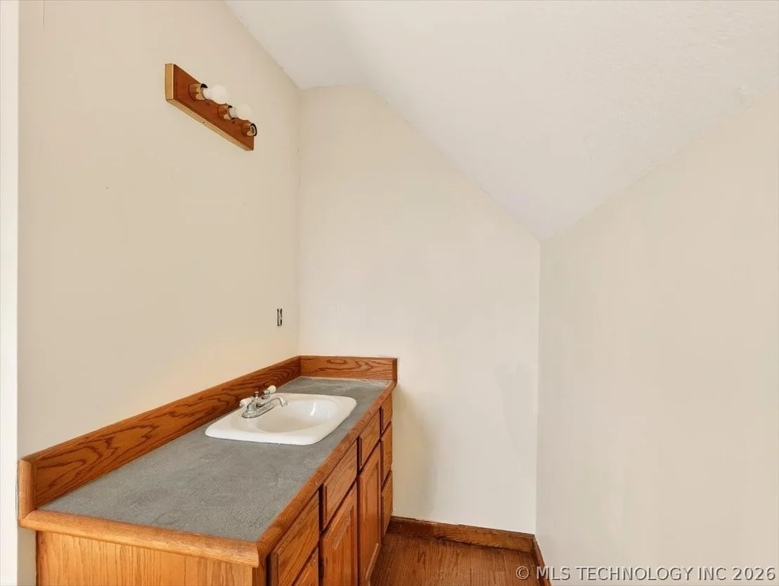 Photo of 22191 Carters Lake Road