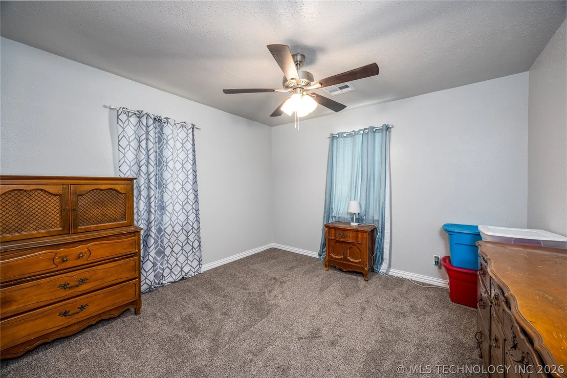 Photo of 647 Sawmill Road
