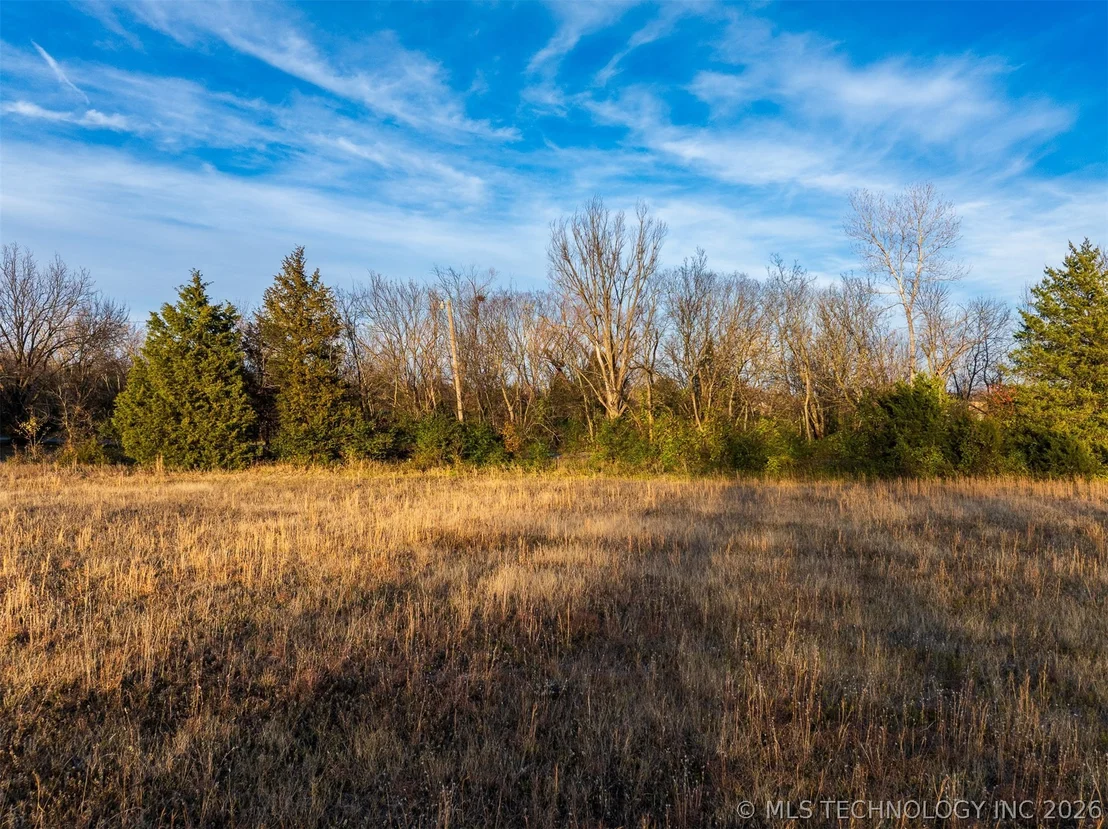 Photo of 8 N Pierce Avenue