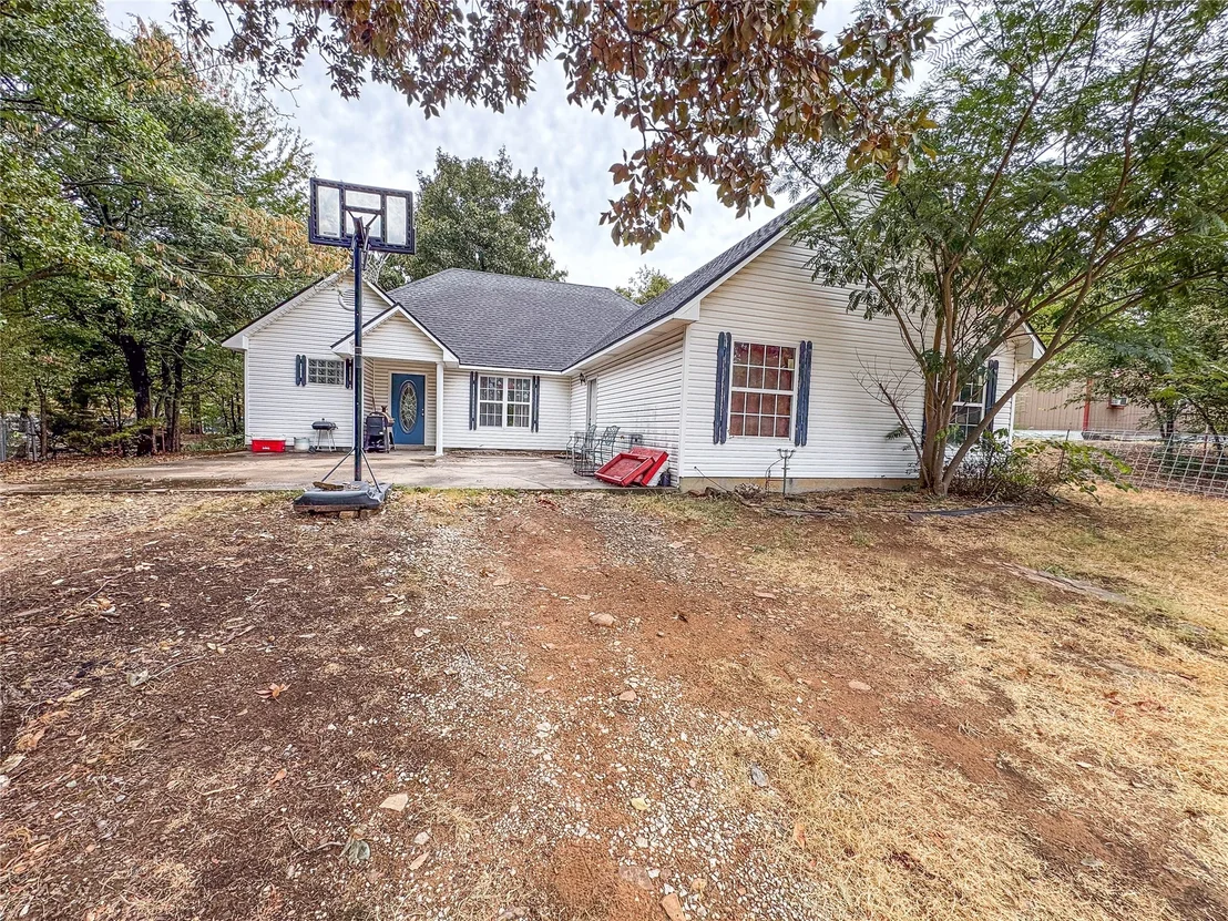Photo of 70 W Hutson Street