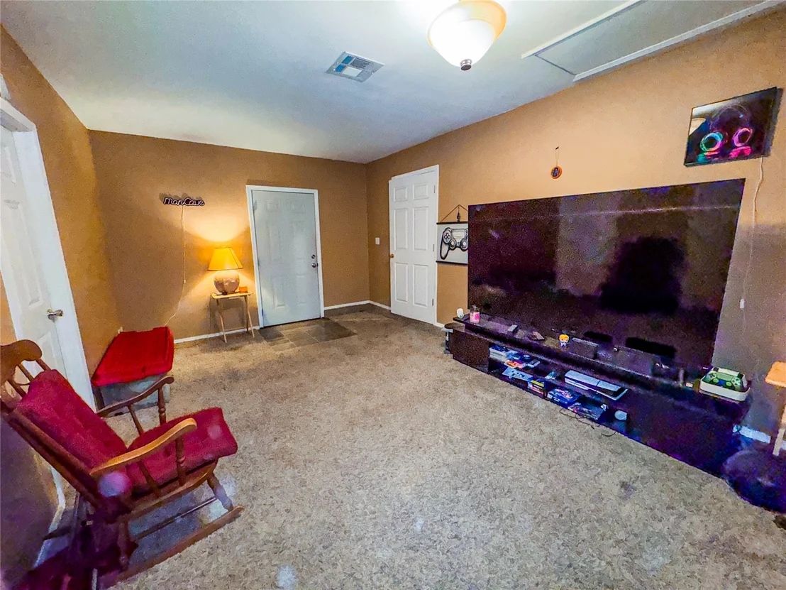Photo of 70 W Hutson Street