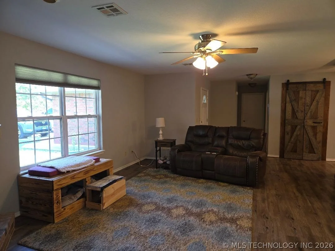 Photo of 77 Dogwood Trail