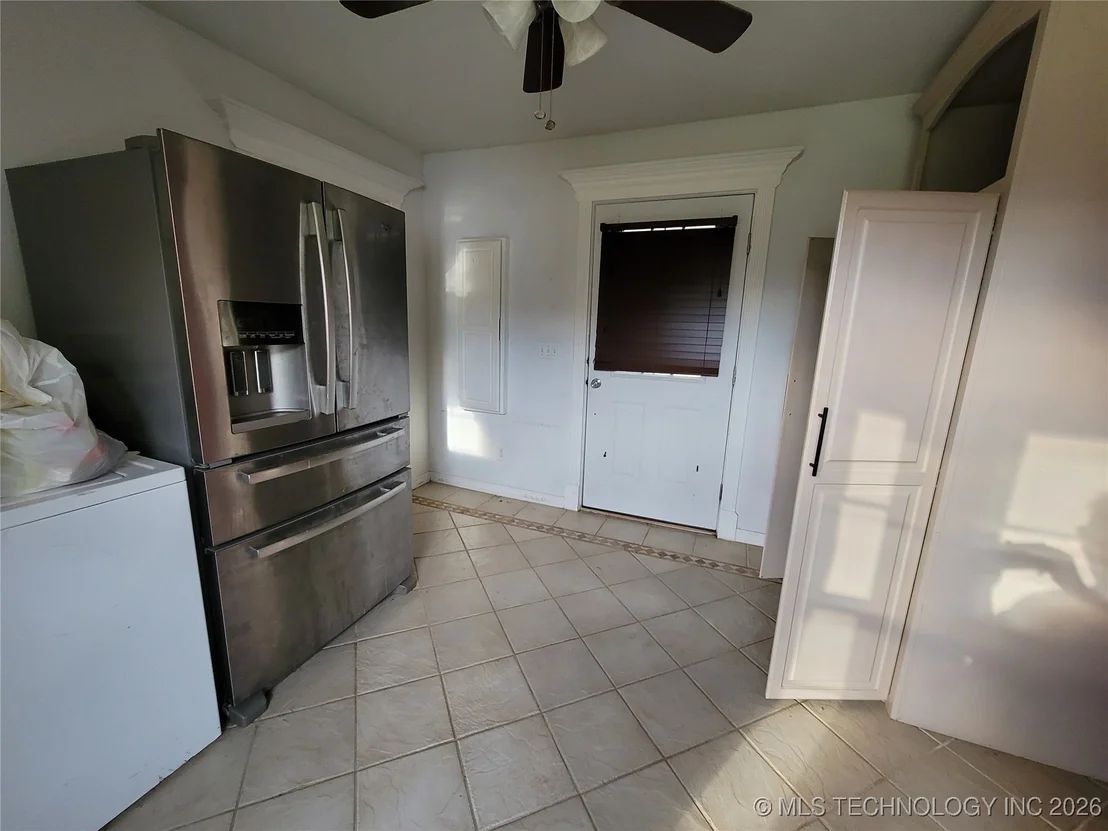 Photo of 395 Bower Road