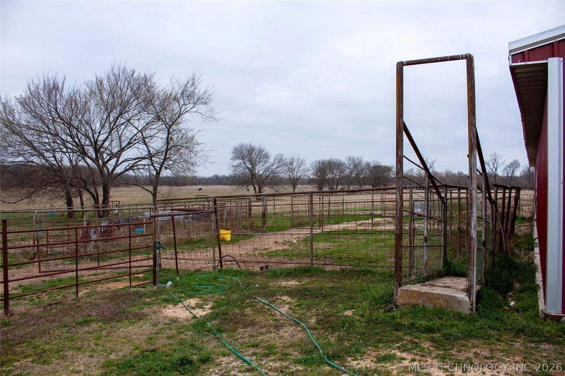 Photo of 28300 County Road 1590