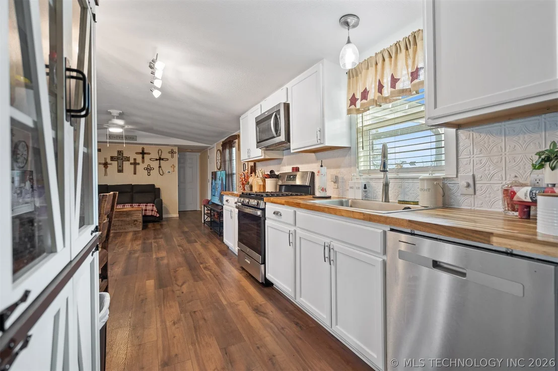 Photo of 184 Pine Street