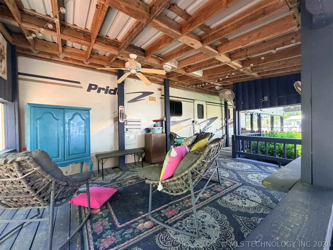 Photo of 280 Cedar Blue