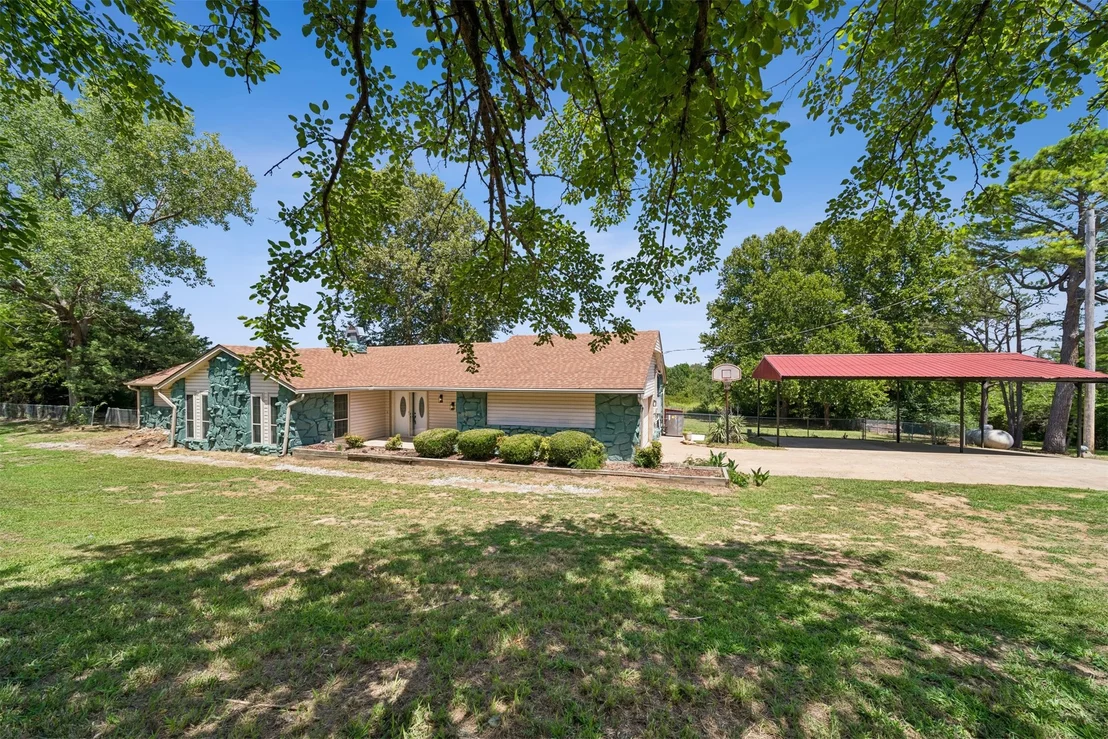Photo of 31475 Dunegan Road