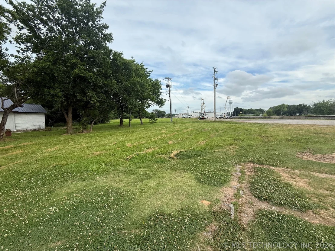 Photo of 100 W Cedar Street
