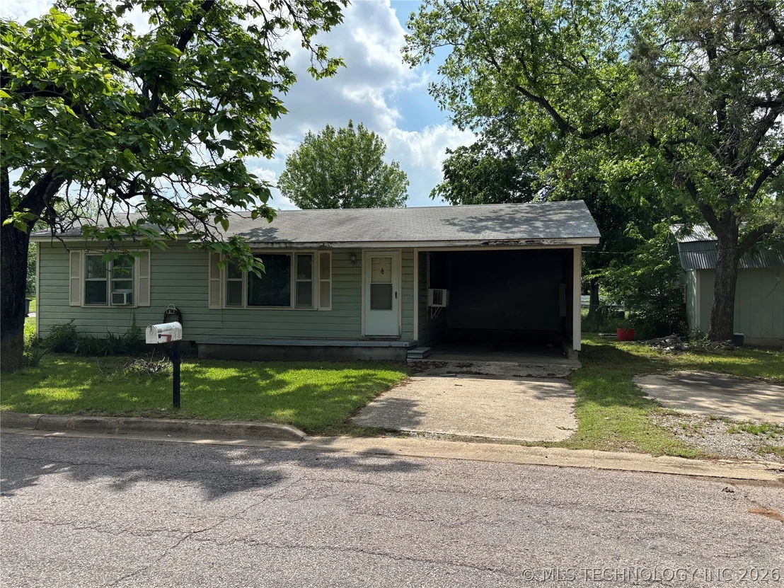 Photo of 902 Roosevelt
