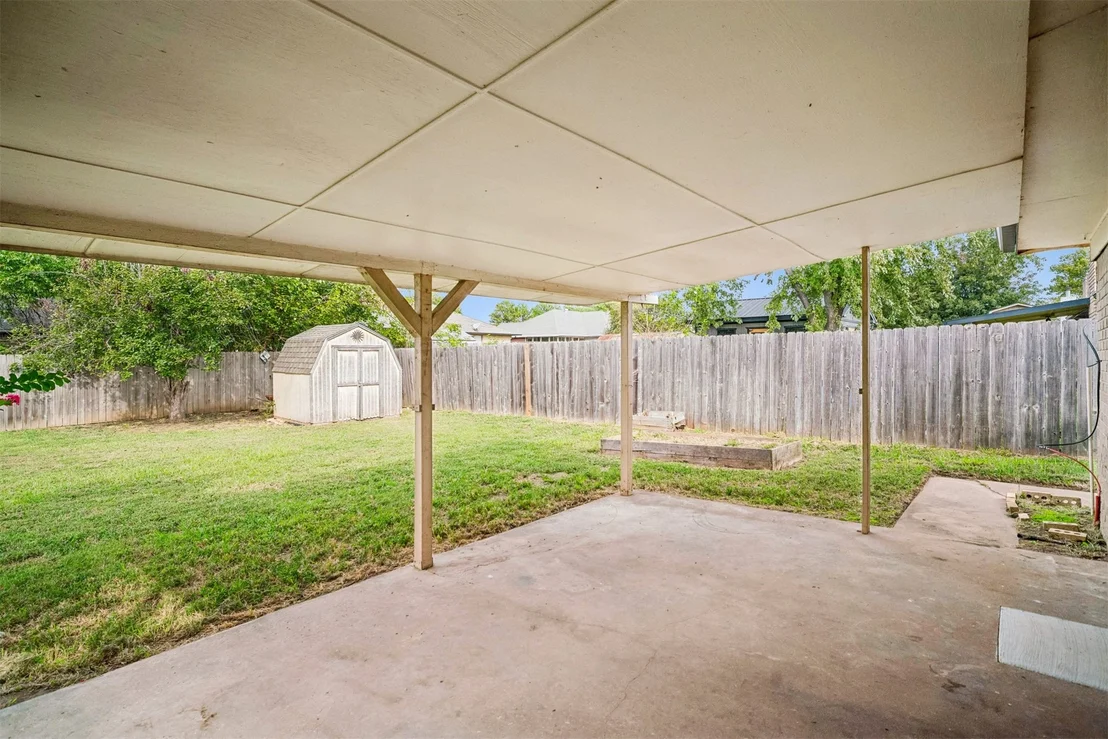 Photo of 903 Holmes