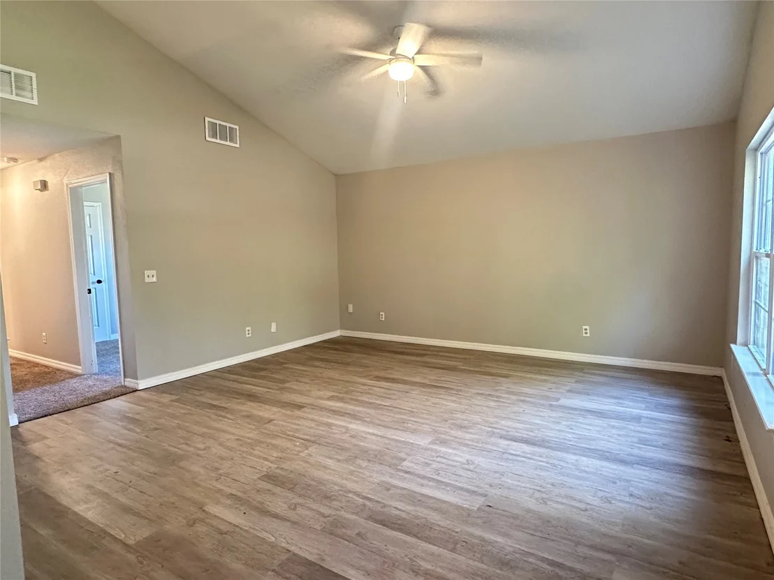 Photo of 503 Quail Lake Drive