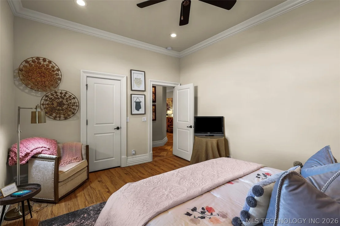 Photo of 87 Tuscan Road
