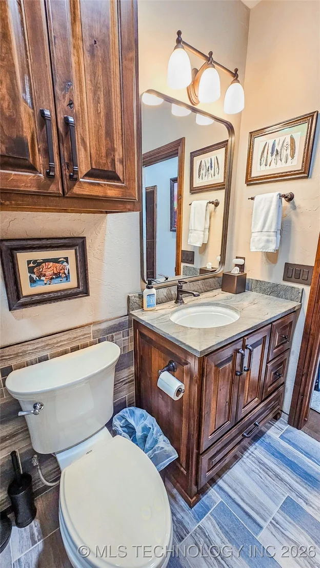 Photo of 417188 Mockingbird Lane