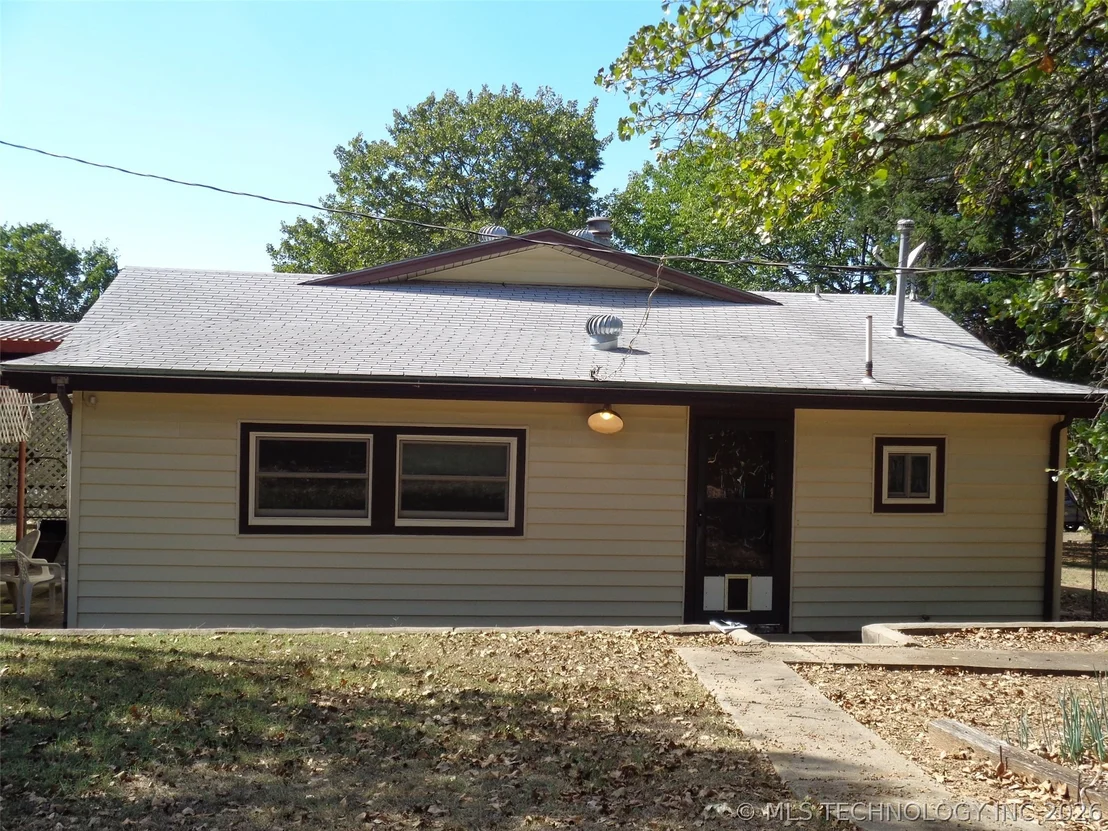 Photo of 211 Oak Avenue
