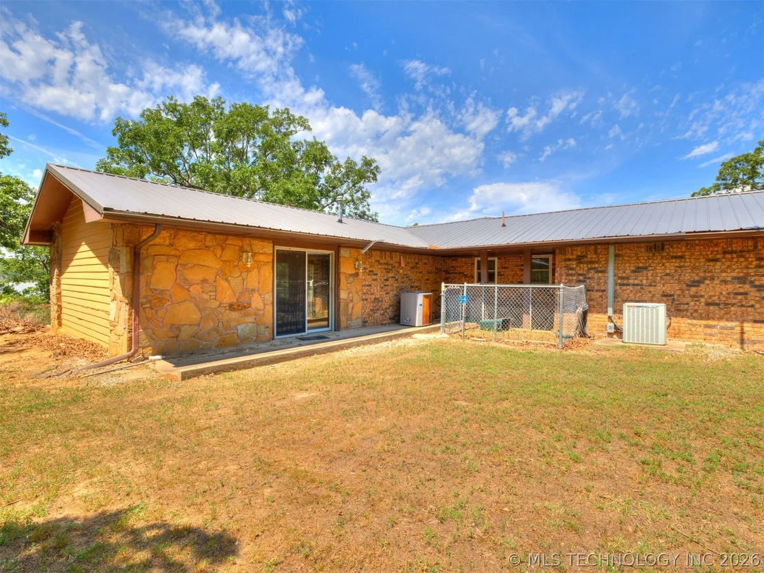 Photo of 1082 Gaines Creek Loop