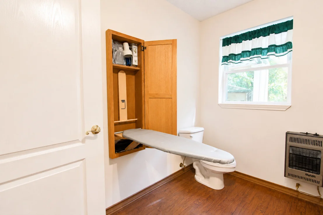 Photo of 3260 Howard Road