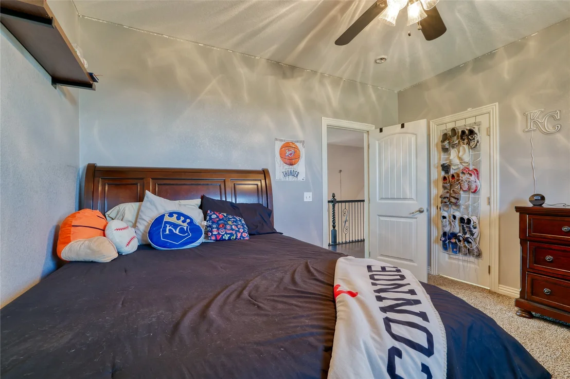 Photo of 905 Summit Ridge