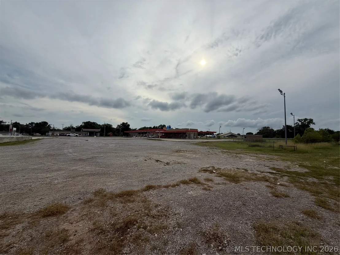 Photo of 100 W Cedar Street