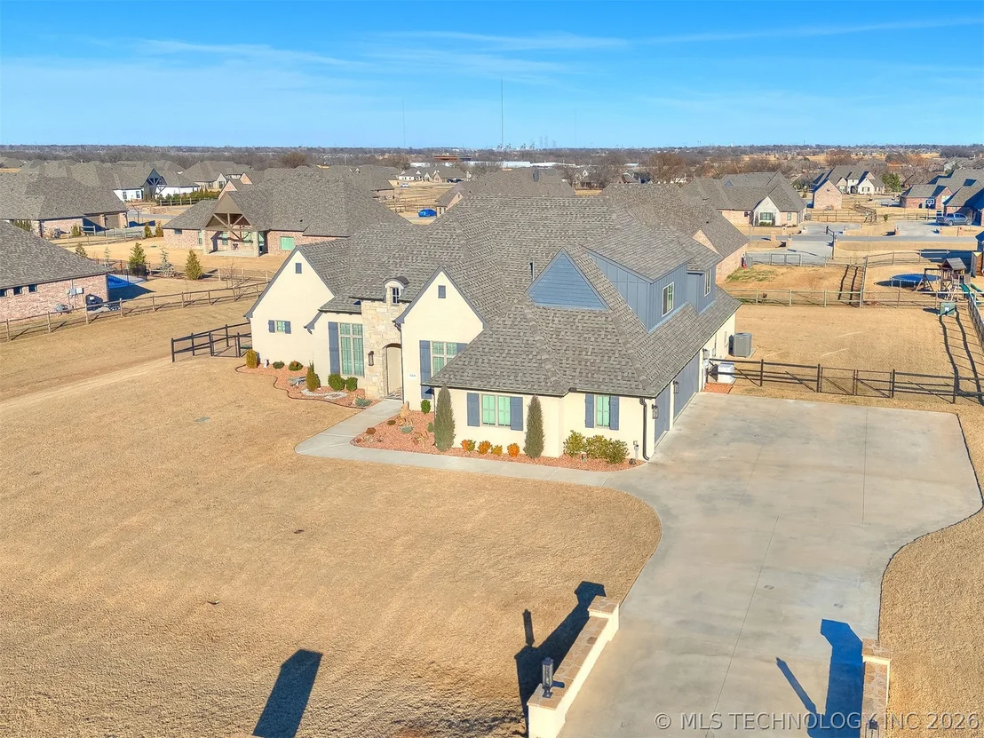 Photo of 11419 S 213th EastAvenue