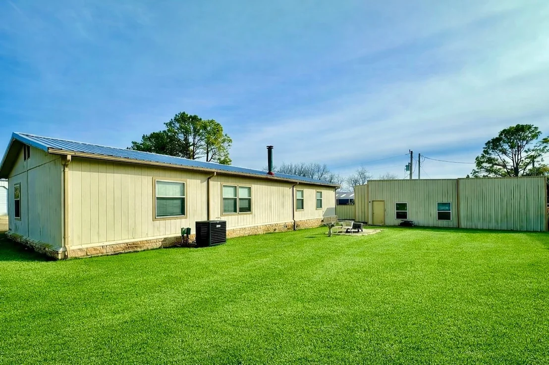 Photo of 3943 Surf Road