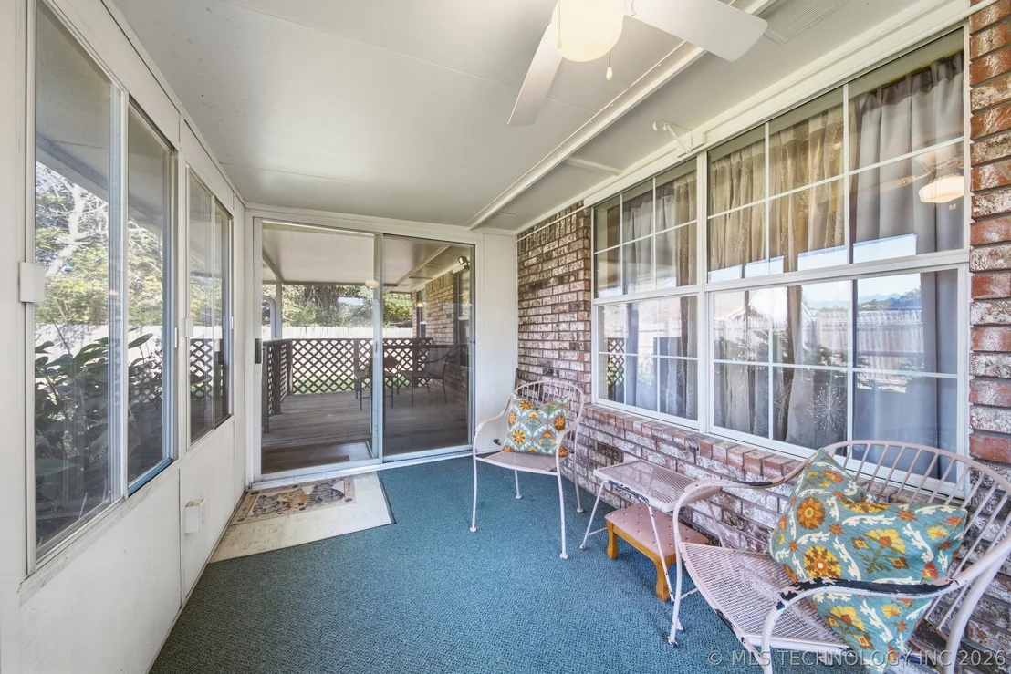 Photo of 2301 Piney Point Avenue