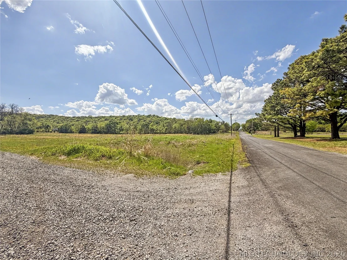 Photo of 428 S Thunder Road