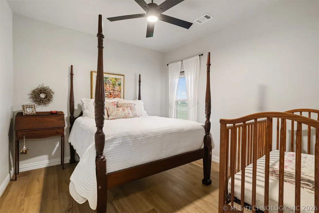 Photo of 302 Peachtree Road