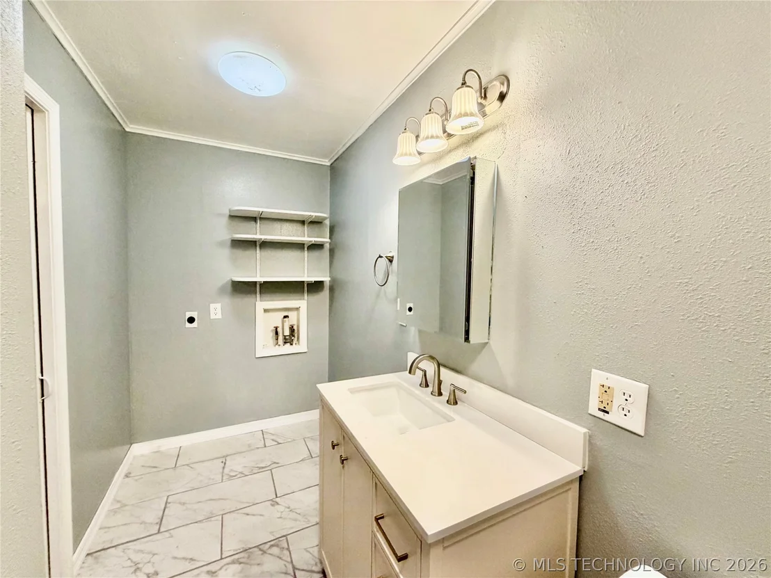 Photo of 110 SE 5th Street