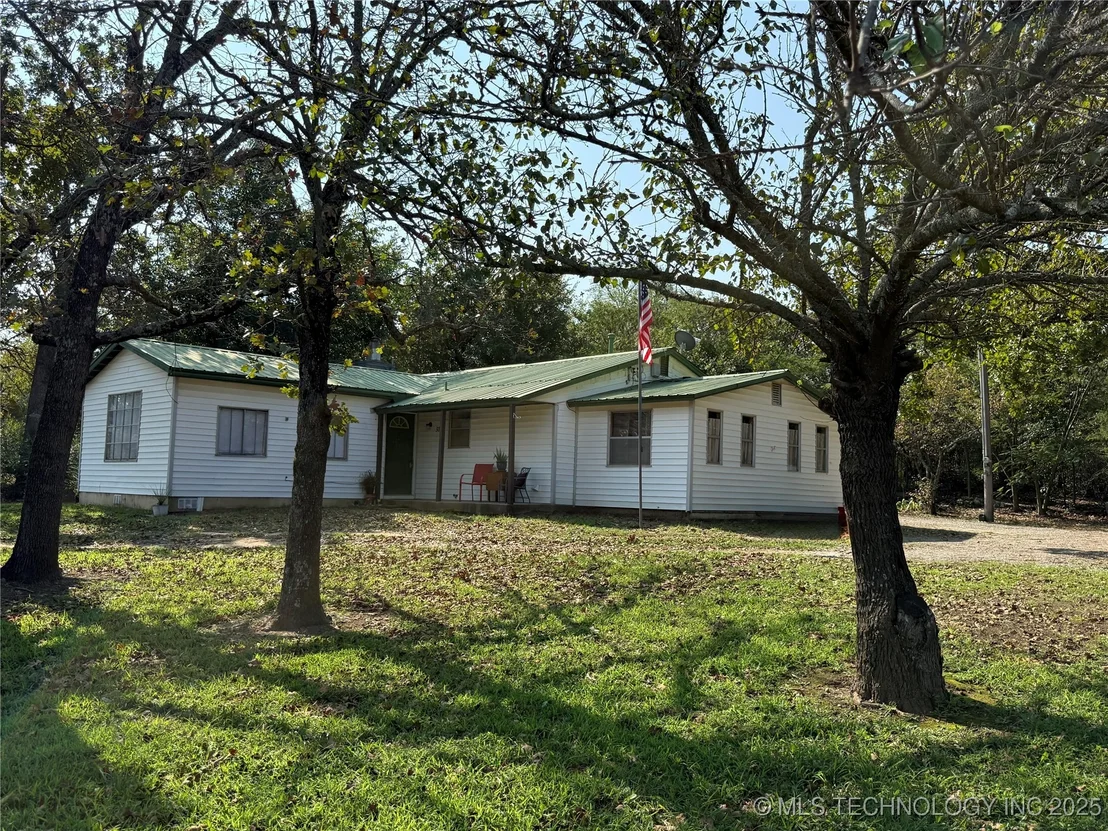 Photo of 319 Lake Drive