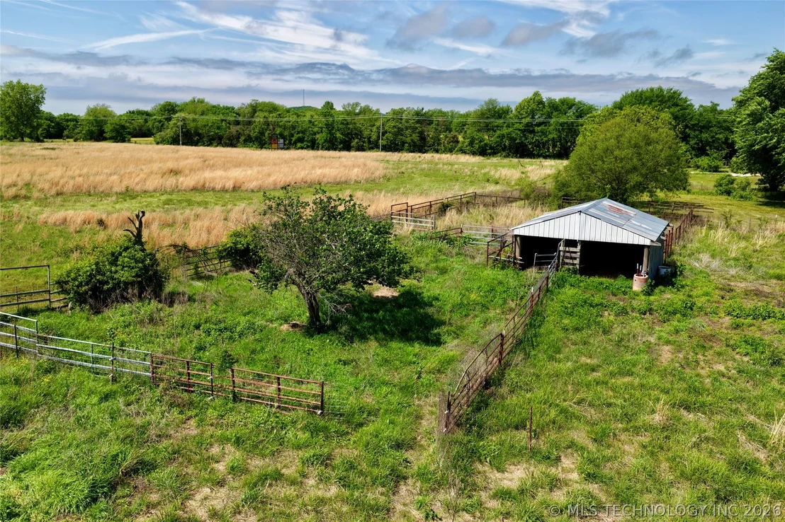 Photo of 424398 Texanna Road