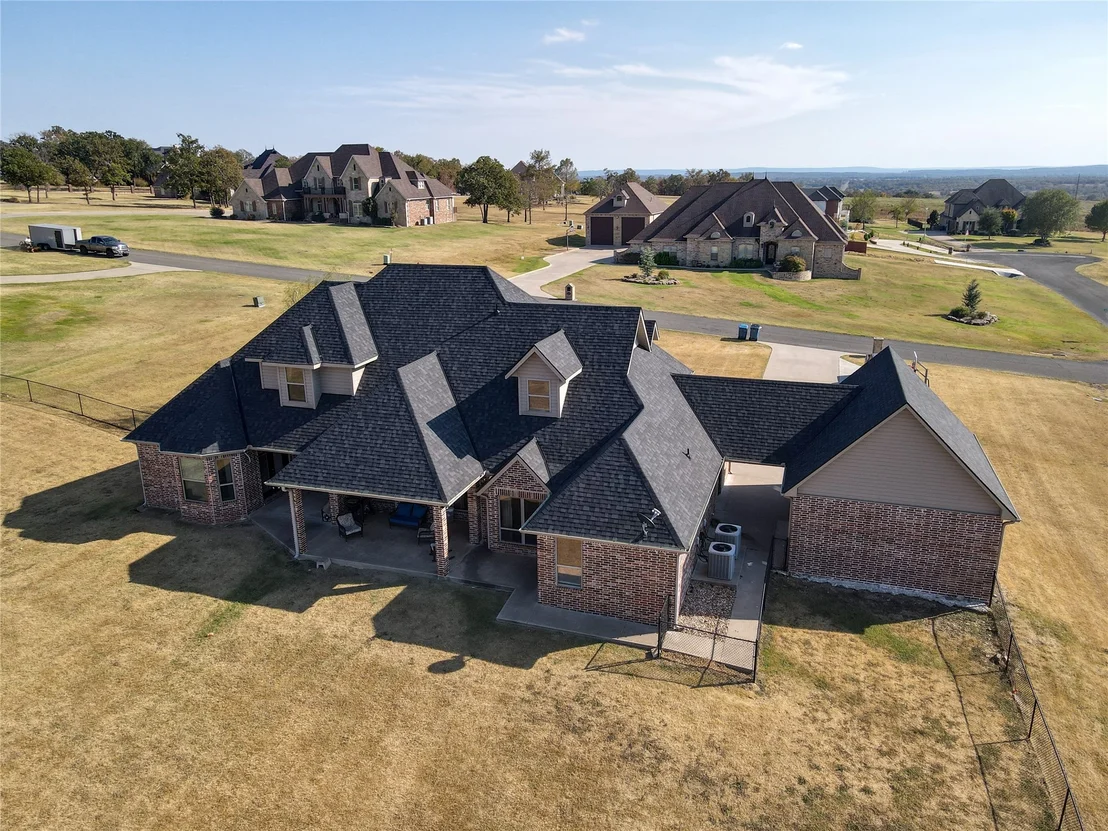 Photo of 905 Summit Ridge