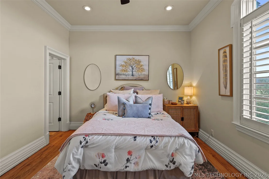 Photo of 87 Tuscan Road