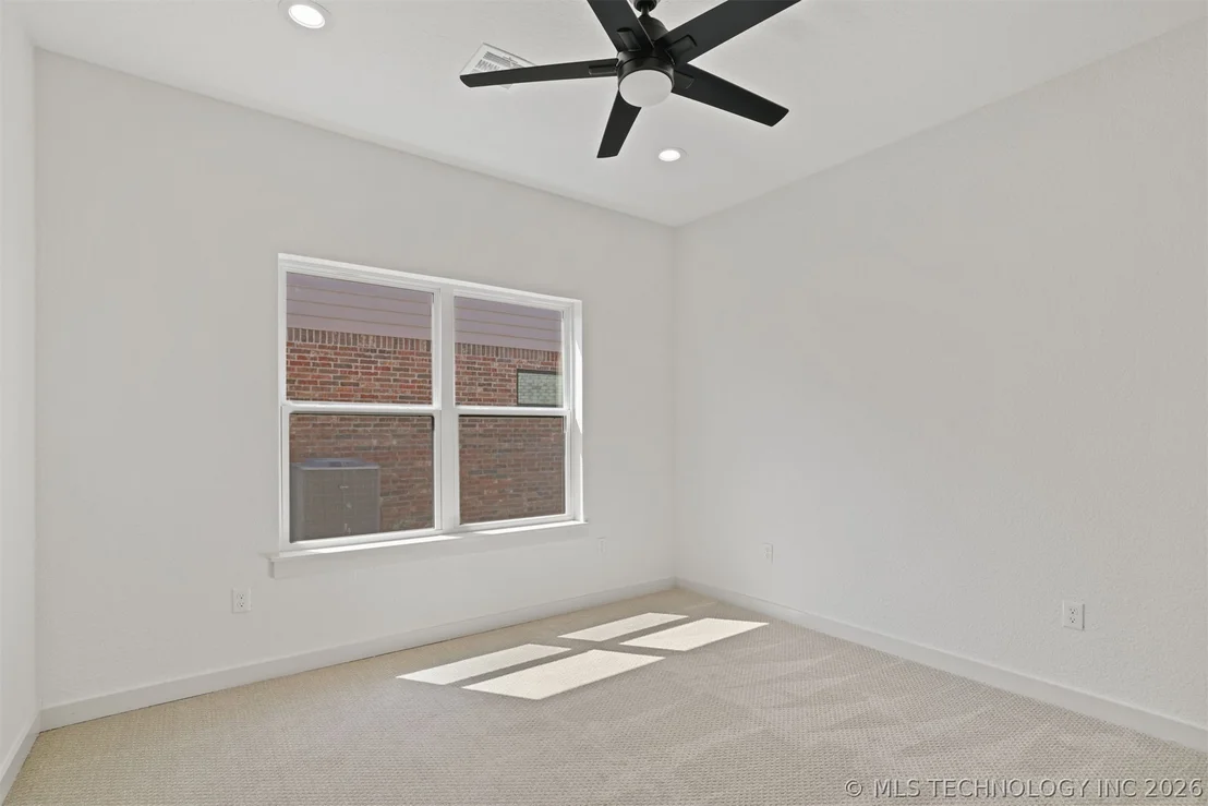 Photo of 849 Springfield Court