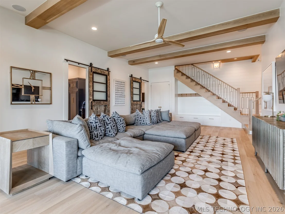 Photo of 120 Lower Green Way