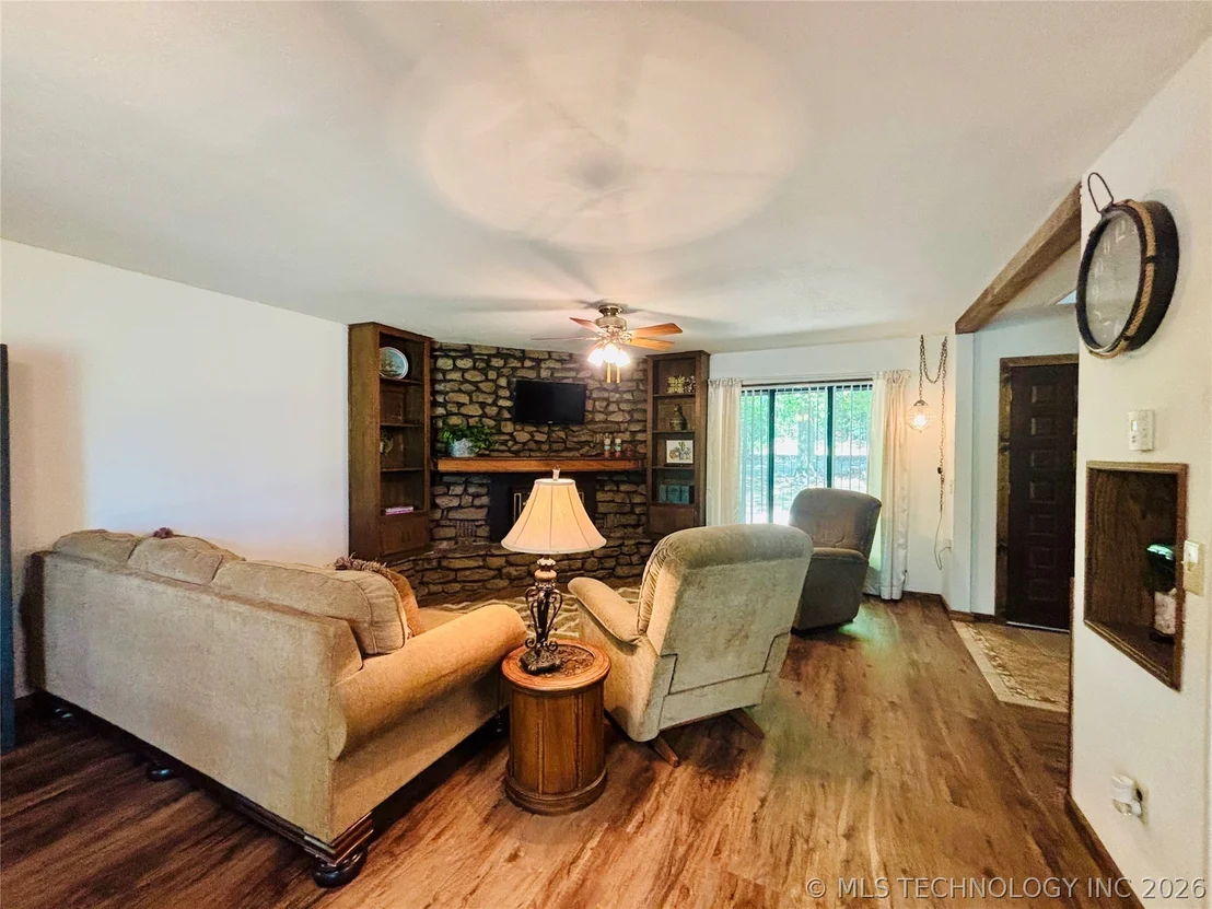 Photo of 1830 Quail Drive