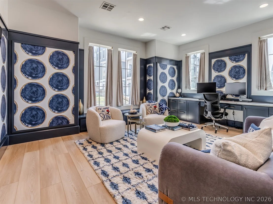 Photo of 120 Lower Green Way