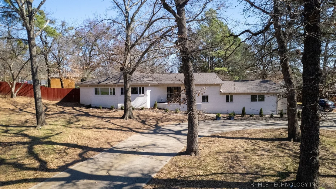 Photo of 2232 Gershwin Drive