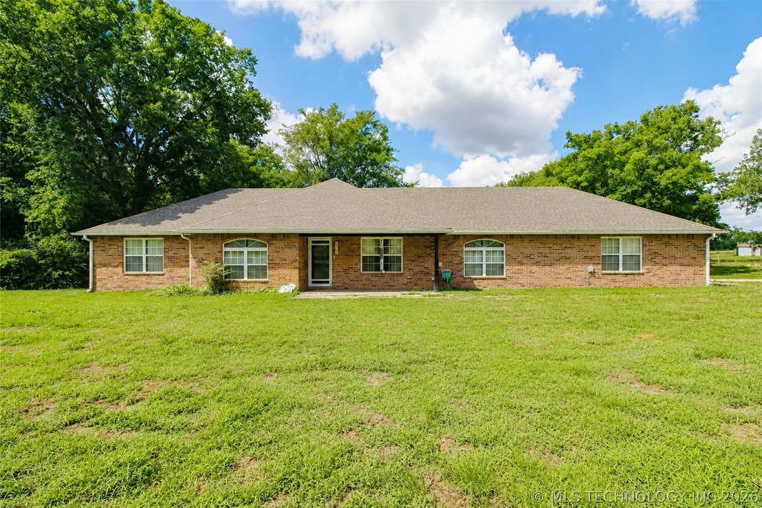Photo of 19183 S Prairie Bell Road